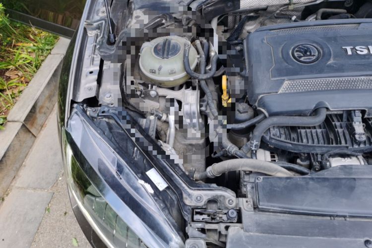 Used Skoda Superb 2016 TSI330 DSG Smart Drive Edition Engine Bay Right