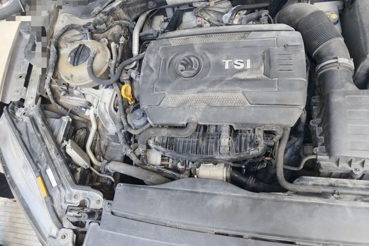 Used Skoda Superb 2016 TSI330 DSG Smart Drive Edition Engine Bay Right