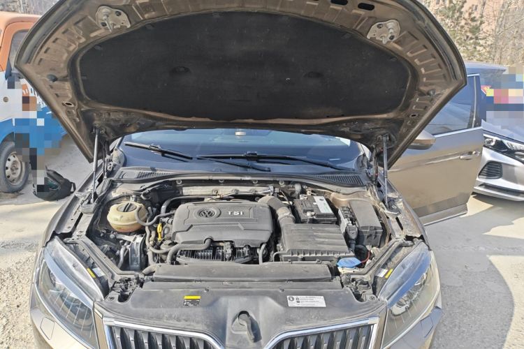 Used Skoda Superb 2016 TSI330 DSG Smart Drive Edition Engine Bay