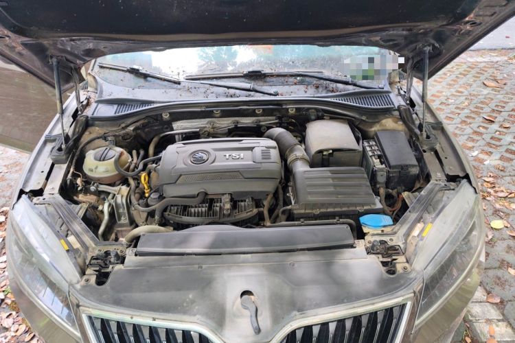 Used Skoda Superb 2016 TSI330 DSG Innovation Edition Engine Bay