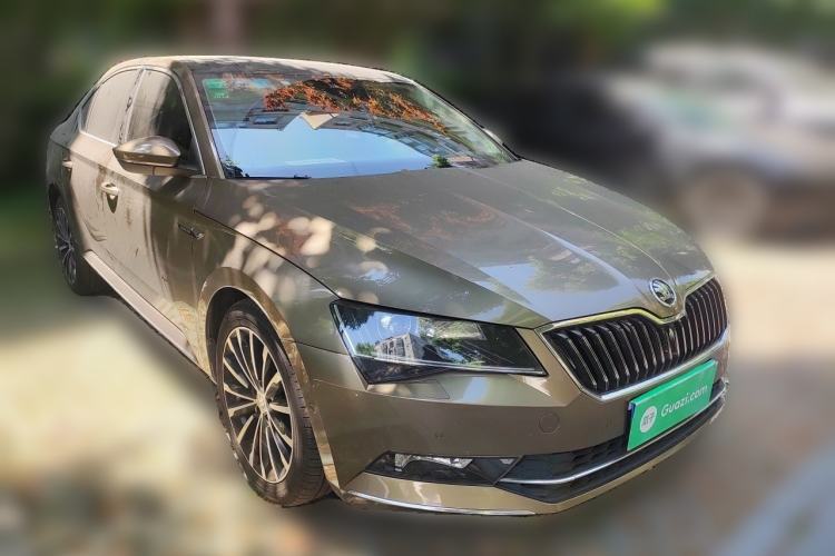 Used Skoda Superb 2016 TSI330 DSG Smart Drive Edition Exterior 2