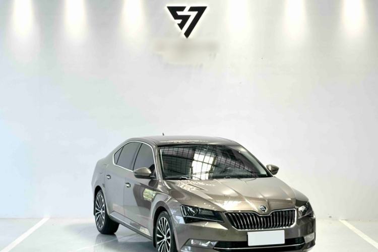 Used Skoda Superb 2016 TSI330 DSG Smart Drive Edition Exterior 2