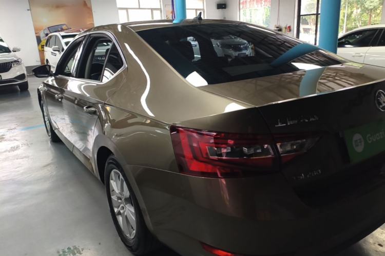 Used Skoda Superb 2016 TSI280 DSG Advanced Edition Exterior 2