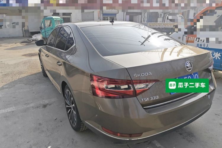 Used Skoda Superb 2016 TSI330 DSG Smart Drive Edition Exterior 2