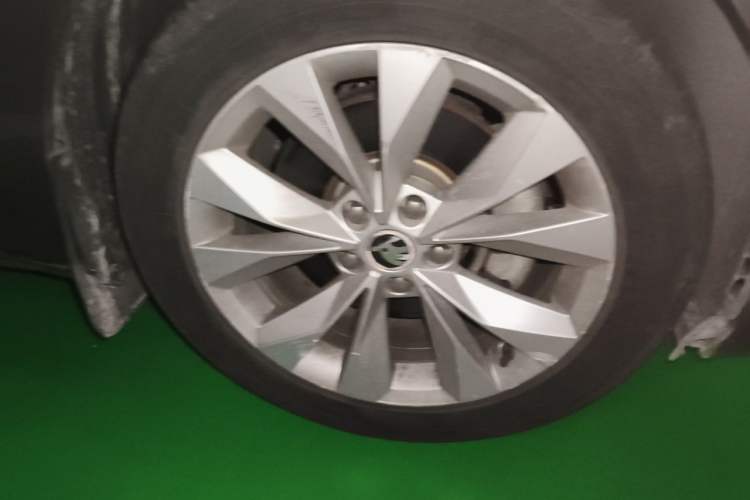 Used Skoda Superb 2016 TSI330 DSG Innovation Edition Exterior 7