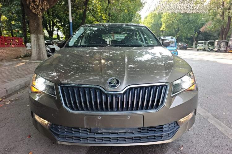 Used Skoda Superb 2016 TSI280 DSG Advanced Edition Front