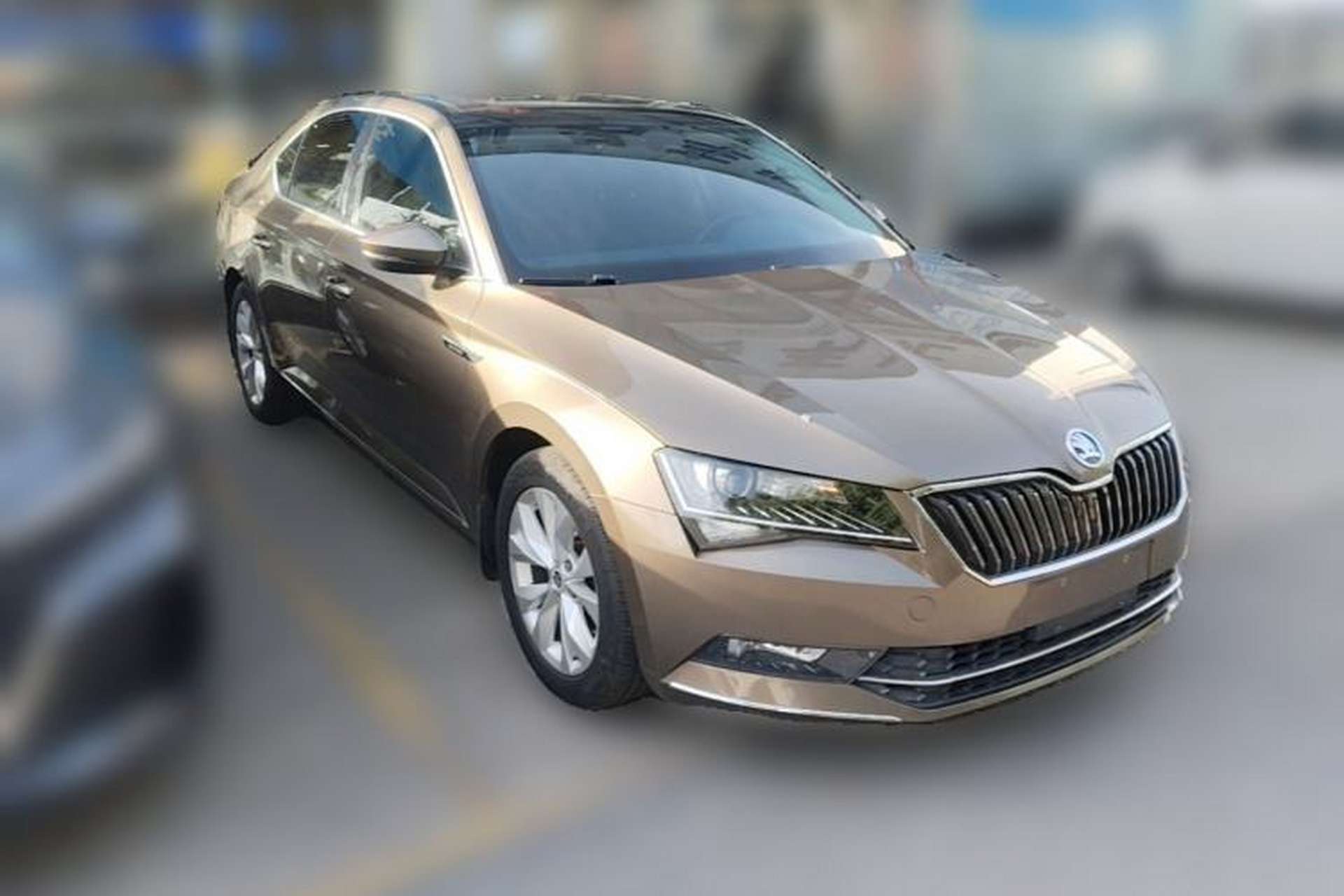 Used Skoda Superb 2016 TSI330 DSG Innovation Edition Front Right 45 Deg