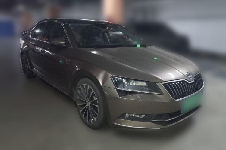 Used Skoda Superb 2016 TSI330 DSG Smart Drive Edition Front Right 45 Deg