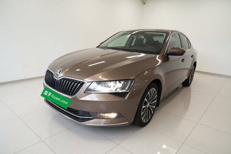 Used Skoda Superb 2016 TSI330 DSG Smart Drive Edition Guazi used car, China used car export, Used car for sale, Used cars, Cheapest cars for sale