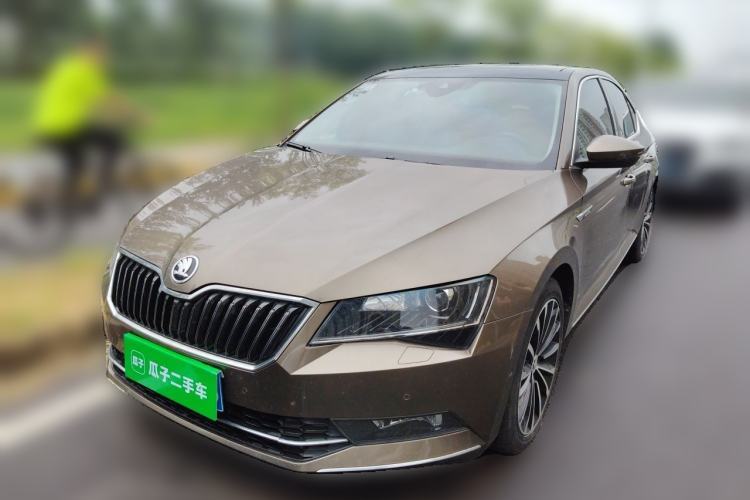Used Skoda Superb 2016 TSI330 DSG Smart Drive Edition Guazi used car, China used car export, Used car for sale, Used cars, Cheapest cars for sale