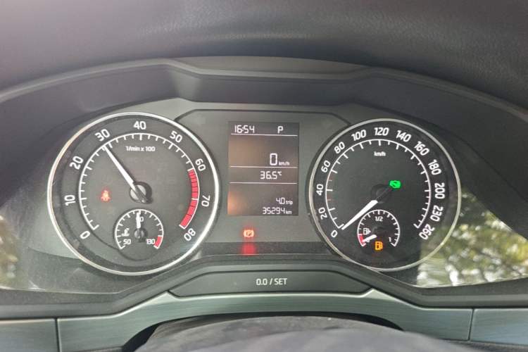 Used Skoda Superb 2016 TSI280 DSG Advanced Edition Instrument Cluster