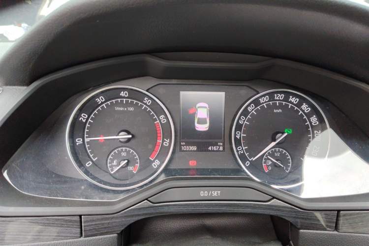 Used Skoda Superb 2016 TSI330 DSG Smart Drive Edition Instrument Cluster