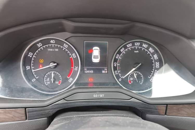 Used Skoda Superb 2016 TSI330 DSG Smart Drive Edition Instrument Cluster