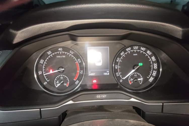 Used Skoda Superb 2016 TSI330 DSG Innovation Edition Instrument Cluster
