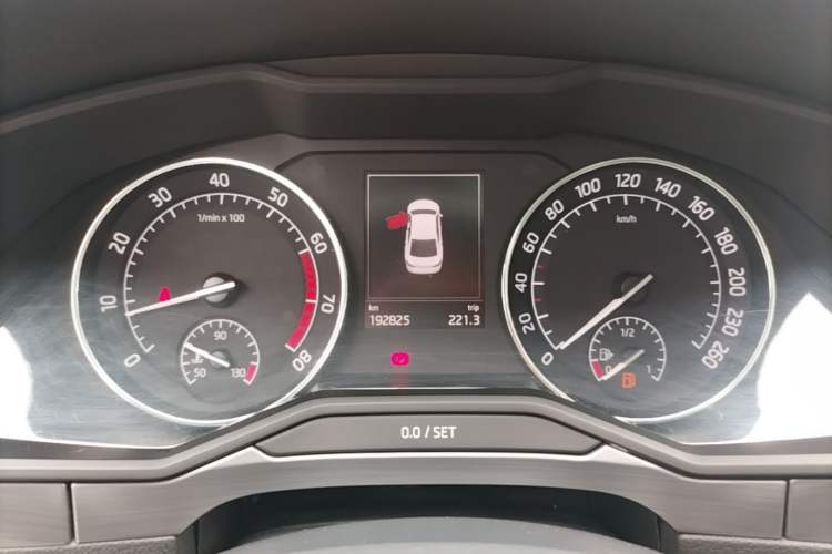 Used Skoda Superb 2016 TSI280 DSG Innovation Edition Instrument Cluster