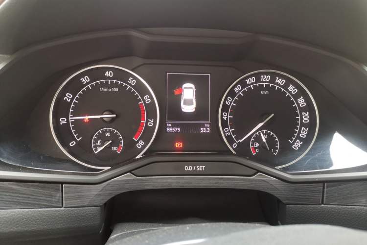 Used Skoda Superb 2016 TSI330 DSG Smart Drive Edition Instrument Cluster