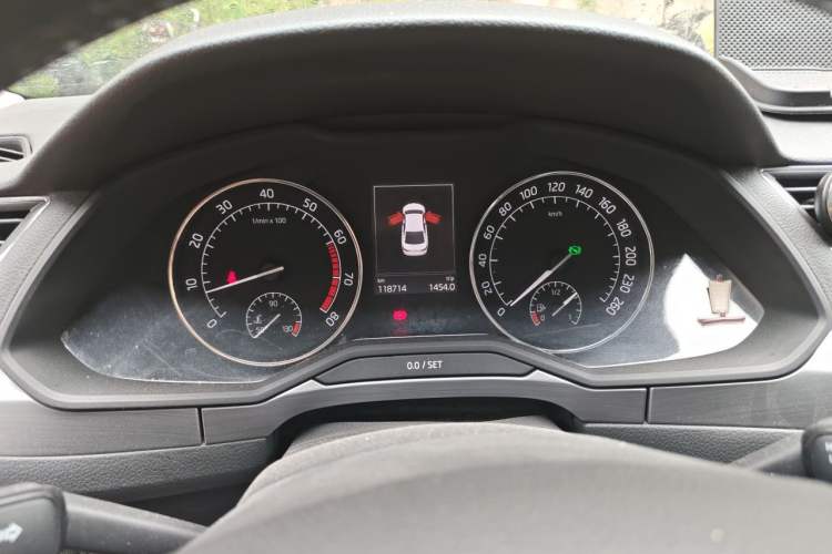 Used Skoda Superb 2016 TSI280 DSG Innovation Edition Instrument Cluster