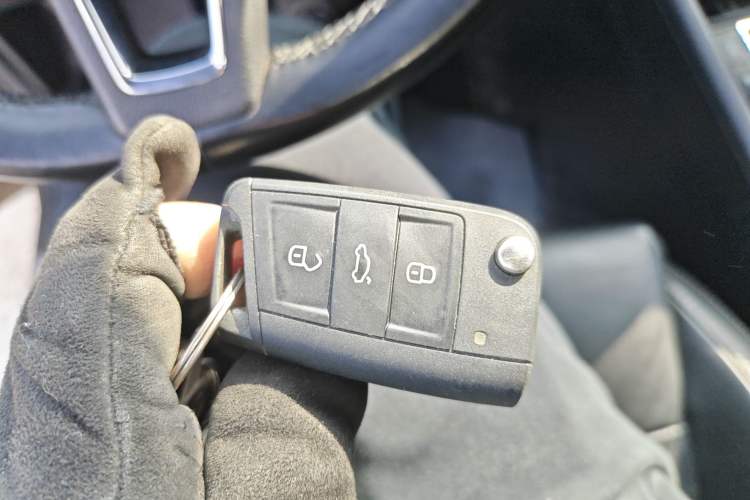 Used Skoda Superb 2016 TSI330 DSG Smart Drive Edition Interior 1