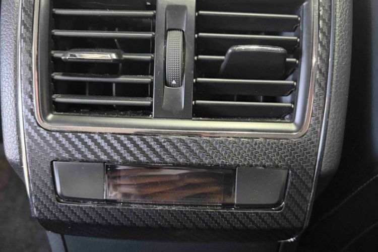 Used Skoda Superb 2016 TSI330 DSG Smart Drive Edition Interior 4