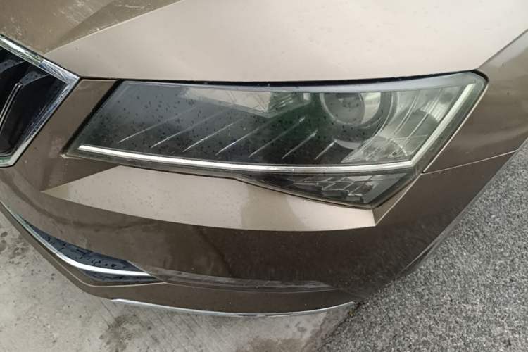 Used Skoda Superb 2016 TSI330 DSG Innovation Edition Left Front Headlight