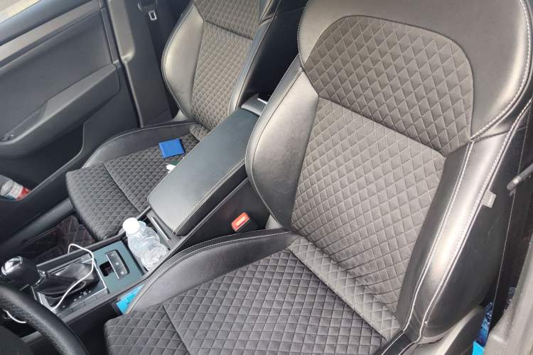 Used Skoda Superb 2016 TSI280 DSG Innovation Edition Left Front Seat