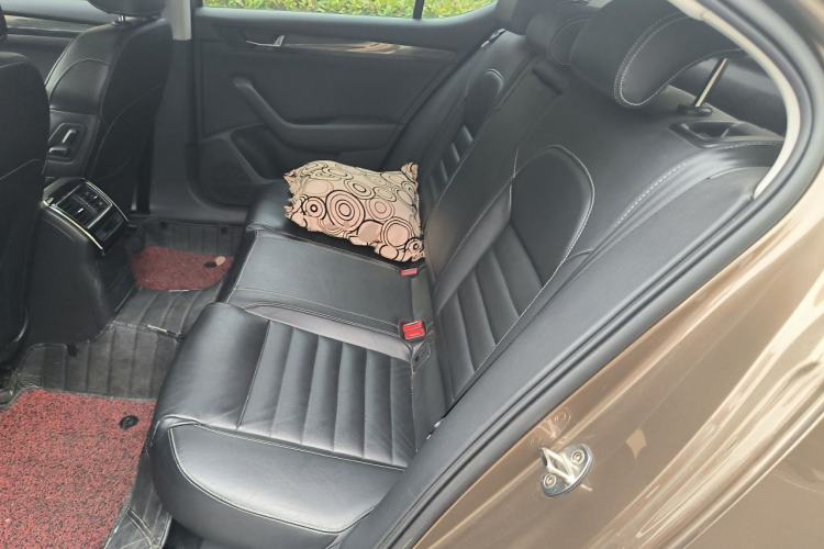 Used Skoda Superb 2016 TSI330 DSG Smart Drive Edition Left Rear Seat