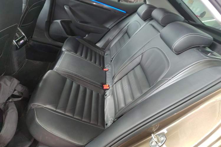 Used Skoda Superb 2016 TSI330 DSG Smart Drive Edition Left Rear Seat