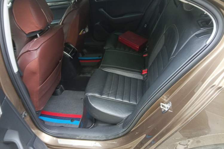 Used Skoda Superb 2016 TSI330 DSG Smart Drive Edition Left Rear Seat