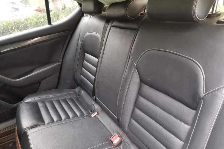 Used Skoda Superb 2016 TSI330 DSG Smart Drive Edition Left Rear Seat