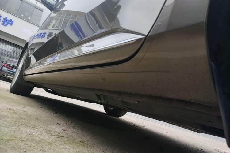 Used Skoda Superb 2016 TSI280 DSG Innovation Edition Left Side Sill