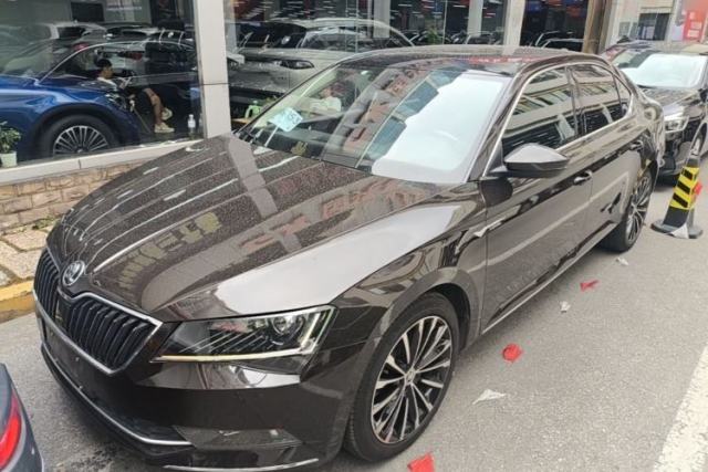 Used Skoda Superb 2016 Facelifted TSI380 DSG Flagship Edition
