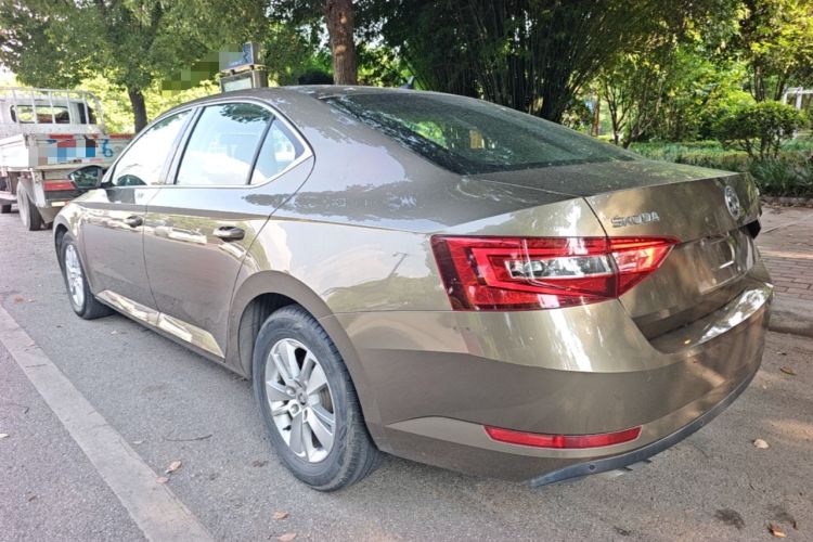 Used Skoda Superb 2016 TSI280 DSG Advanced Edition Rear Left 45 Deg