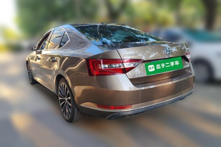 Used Skoda Superb 2016 TSI280 DSG Innovation Edition Rear Left 45 Deg