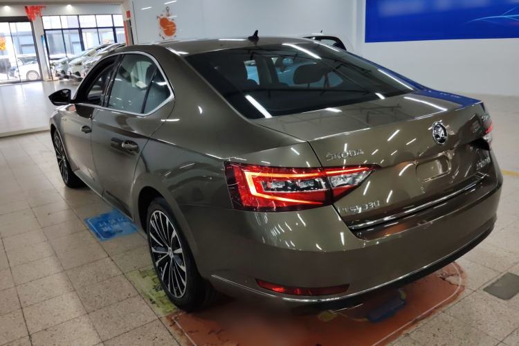 Used Skoda Superb 2016 TSI330 DSG Smart Drive Edition Rear Left 45 Deg