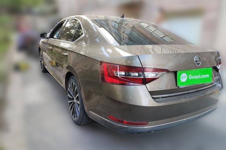 Used Skoda Superb 2016 TSI330 DSG Smart Drive Edition Rear Left 45 Deg