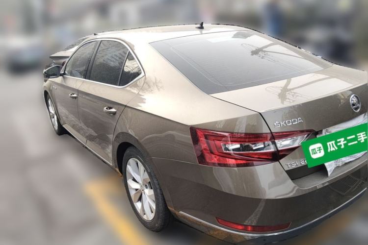 Used Skoda Superb 2016 TSI280 DSG Innovation Edition Rear Left 45 Deg