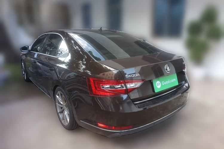 Used Skoda Superb 2016 TSI330 DSG Smart Drive Edition Rear Left 45 Deg