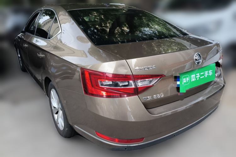 Used Skoda Superb 2016 TSI280 DSG Innovation Edition Rear Left 45 Deg