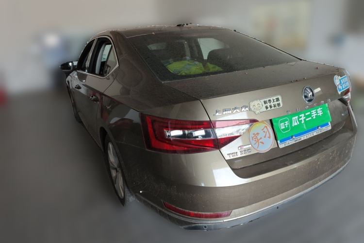 Used Skoda Superb 2016 TSI330 DSG Innovation Edition Rear Left 45 Deg
