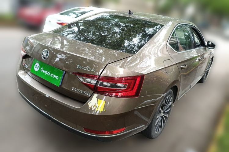Used Skoda Superb 2016 TSI330 DSG Innovation Edition Rear Right 45 Deg