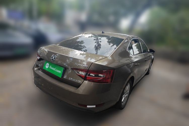 Used Skoda Superb 2016 TSI280 DSG Advanced Edition Rear Right 45 Deg