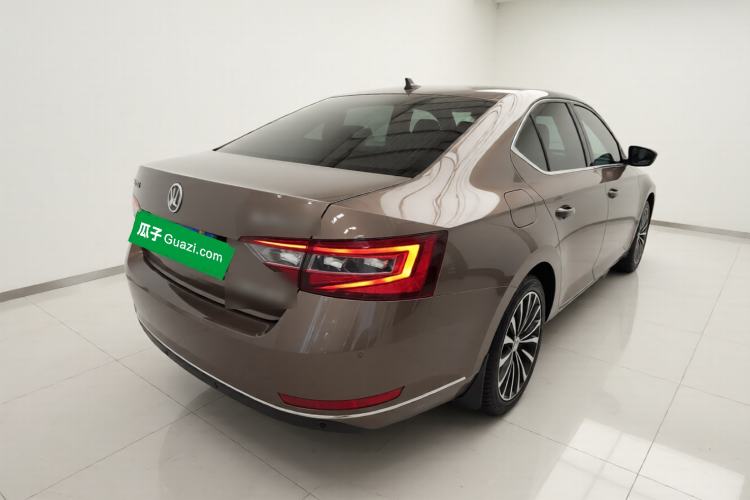 Used Skoda Superb 2016 TSI330 DSG Smart Drive Edition Rear Right 45 Deg