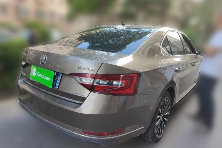 Used Skoda Superb 2016 TSI330 DSG Smart Drive Edition Rear Right 45 Deg