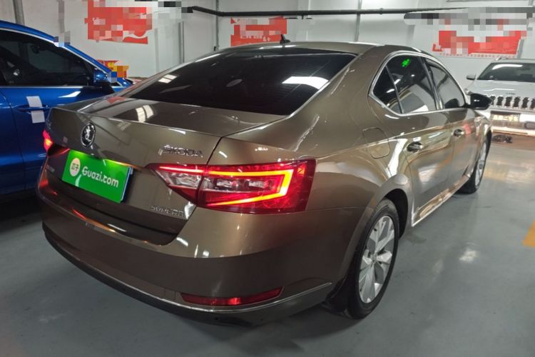 Used Skoda Superb 2016 TSI280 DSG Innovation Edition Rear Right 45 Deg
