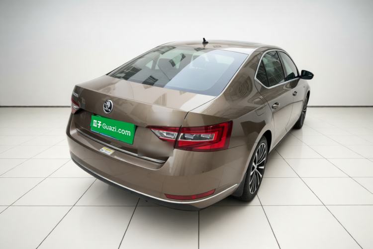 Used Skoda Superb 2016 TSI330 DSG Smart Drive Edition Rear Right 45 Deg