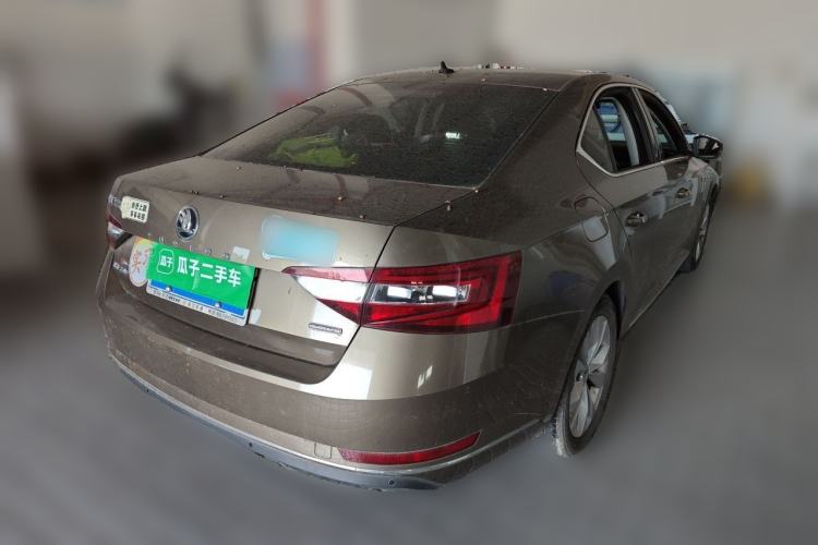 Used Skoda Superb 2016 TSI330 DSG Innovation Edition Rear Right 45 Deg