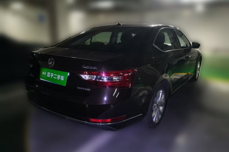 Used Skoda Superb 2016 TSI280 DSG Innovation Edition Rear Right 45 Deg