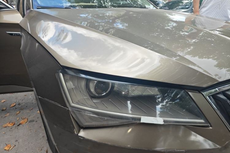 Used Skoda Superb 2016 TSI280 DSG Advanced Edition Right Front Headlight