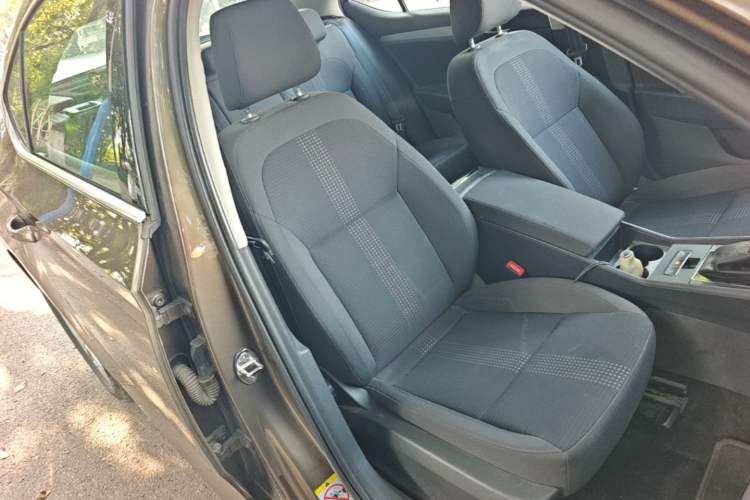 Used Skoda Superb 2016 TSI280 DSG Advanced Edition Right Front Seat