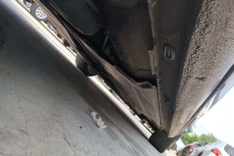 Used Skoda Superb 2016 TSI330 DSG Smart Drive Edition Right Side Sill